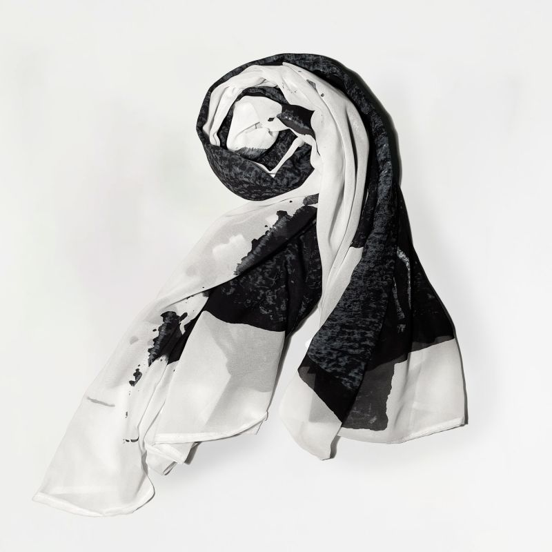 Foulard à motif Ugoki